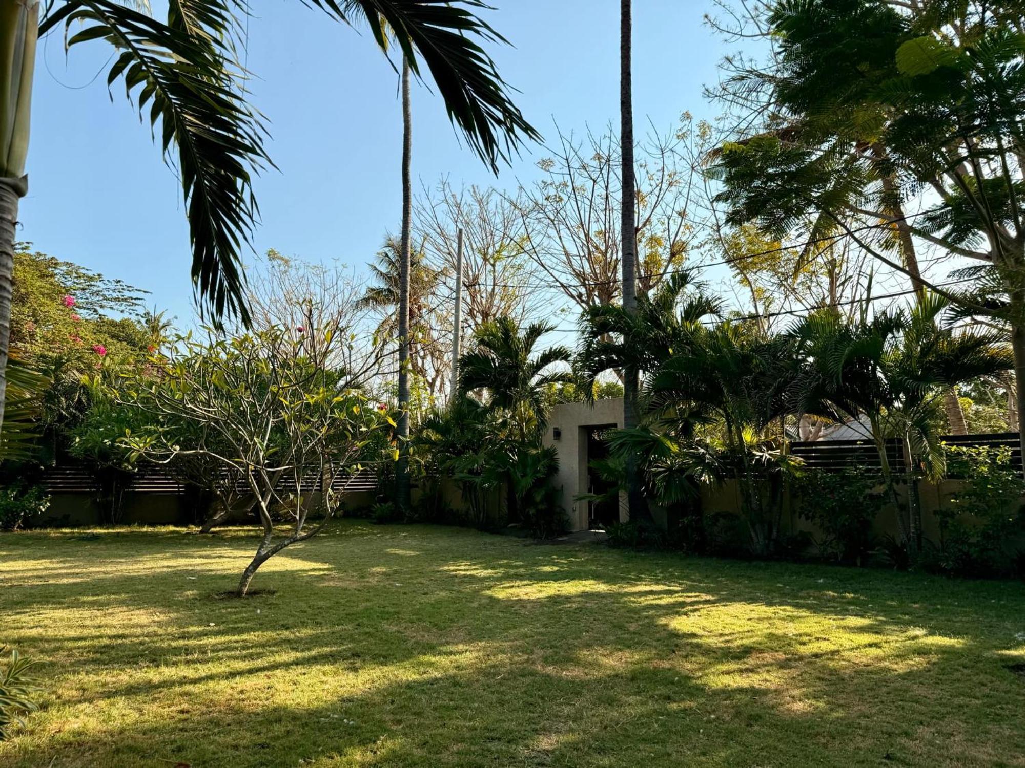 Rumah Sunyi Τζίλι Τραγουανγκάν Εξωτερικό φωτογραφία